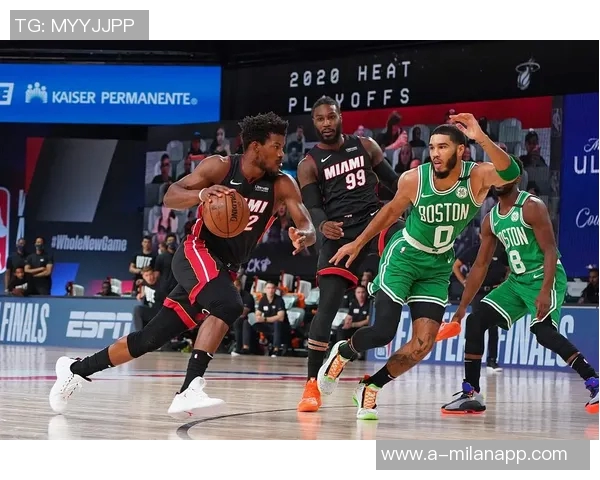 阿德巴约全副武装晒帅照球场缺席也能尽显风采 阿德巴约全副武装晒帅照球场缺席也能尽显风采